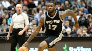 NBA – Top 10 de la nuit : Jonathon Simmons, le superman de San Antonio