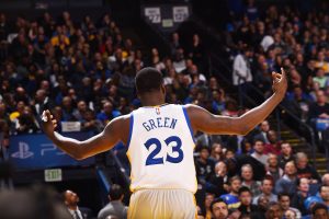 NBA – Top 5 de la nuit : Draymond Green se transforme en Gandalf et claque le « Vous ne passerez pas » de la soirée !