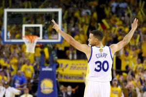 NBA – Top 5 de la nuit : Stephen Curry donne le tournis à la France