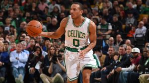 NBA – Top 5 de la nuit : Avery Bradley balance un trèfle à quatre feuilles