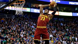 NBA – Top 5 de la nuit : Lebron James sur un nuage