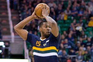 NBA – Top 5 de la nuit : Derrick Favors se paye le luxe de postérizer Draymond Green !