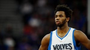 Sneakers : Adidas hésite à offrir son propre modèle de chaussure à Andrew Wiggins