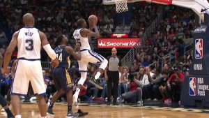 NBA – Top 10 de la nuit : En chaussette sur le parquet, Kevin Durant pose 2 contres à la suite !