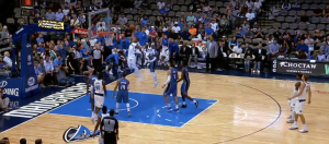 NBA – Top 10 de la nuit : Dennis Smith Jr se retrouve sur Uranus avec ce dunk !