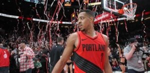 NBA – Un CJ McCollum héroïque élimine Denver !