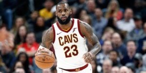 NBA – Top 5 de la nuit : LeBron James et sa passe de génie !