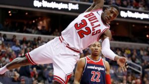 NBA – Top 10 de la nuit : Kris Dunn envoie une belle carte de voeux aux Wizards