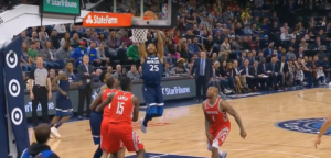 NBA – Vidéo : Ce dunk de Derrick Rose qui nous fait replonger en 2011