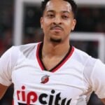 NBA – Selon Dwyane Wade, CJ McCollum est l’un des joueurs les plus sous-côté de la ligue