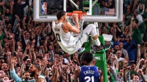 NBA – Top 5 de la nuit : Festival de dunks à Boston !