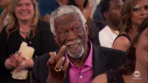 NBA – Bill Russell répond à un fan… qui le croit mort depuis longtemps