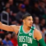 NBA – Jayson Tatum revient sur son poster sur LeBron James