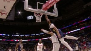 NBA – Top 10 de la nuit : Anthony Davis en ascension sur Enes Kanter