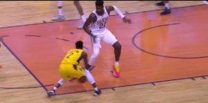 NBA – Top 10 de la nuit : Darren Collison met Deandre Ayton à terre !