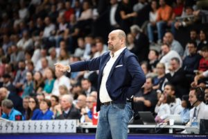 LNB – Combien gagne un joueur professionnel et un coach en France ?