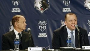 NBA – Le propriétaire des Wolves revient sur l’éviction de Tom Thibodeau