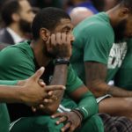 NBA – Kyrie Irving blessé au genou