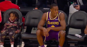 NBA – Rajon Rondo s’assoit (très) loin de son banc en plein match