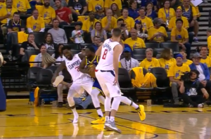 NBA – Chaussure à la main, Patrick Beverley fait craquer Draymond Green