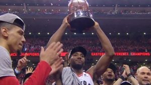 NBA – Les magnifiques « MVP » pour Kawhi Leonard de la part du public