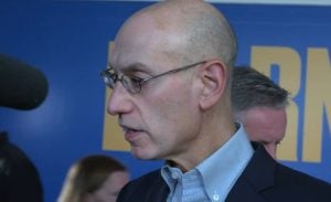 NBA – Adam Silver justifie la sanction contre l’actionnaire des Warriors