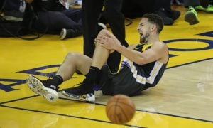 NBA – La réaction pleine d’inquiétude de Klay Thompson après sa blessure