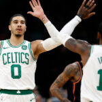 NBA – Jayson Tatum fait le point sur sa relation avec Kyrie Irving