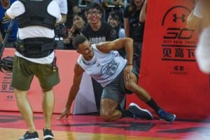 NBA – Steph Curry se lance sur la polémique chinoise