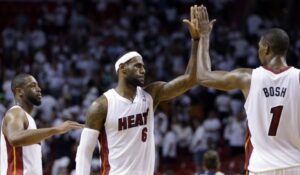 NBA – Miami 2013 vs Warriors 2017, qui gagne ? Chris Bosh répond