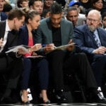 NBA – L’imbroglio autour du remplaçant de Gregg Popovich hier soir