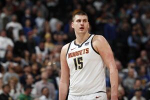 NBA – Nikola Jokic possiblement contaminé au Covid-19 ?