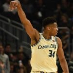 NBA – Le message glaçant de Giannis au reste de la ligue sur son tir !