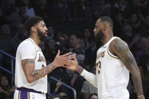 NBA – LeBron n’a pas tenu sa promesse avec Davis… mais qu’importe ?