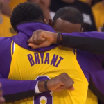 NBA – L’émouvante séquence entre LeBron et Anthony Davis, le King en larmes