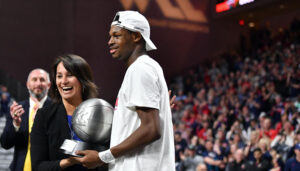 NBA/NCAA – Le Français Joël Ayayi explose totalement et écrit l’histoire !