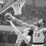 NBA – Les chiffres vertigineux et méconnus de Wilt Chamberlain au contre