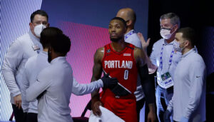 NBA – Damian Lillard se blesse contre les Lakers