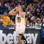 NBA – Une superstar UFC fait un énorme clin d’œil à Steph Curry !