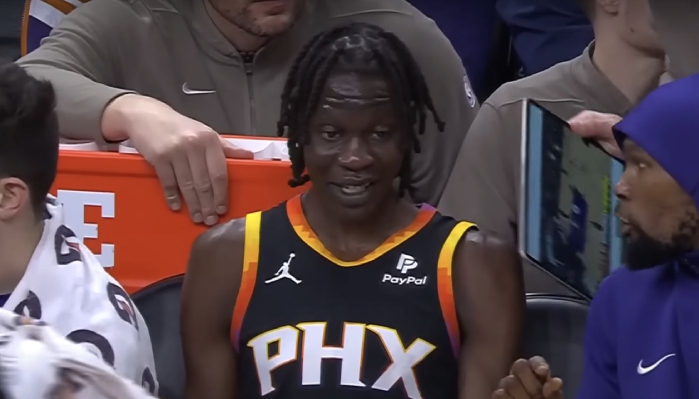 L'intérieur NBA des Phoenix Suns, Bol Bol