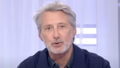 Toujours rebelle à 70 ans, Antoine de Caunes cash sur son hygiène de vie : « Je bois des litres de…