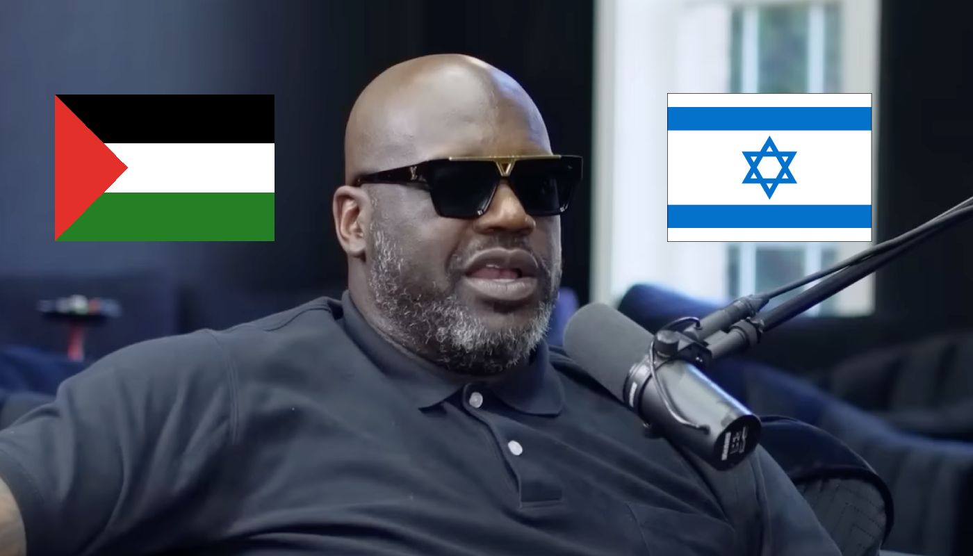 Shaquille O'Neal avec les drapeaux de la Palestine et d'Israel