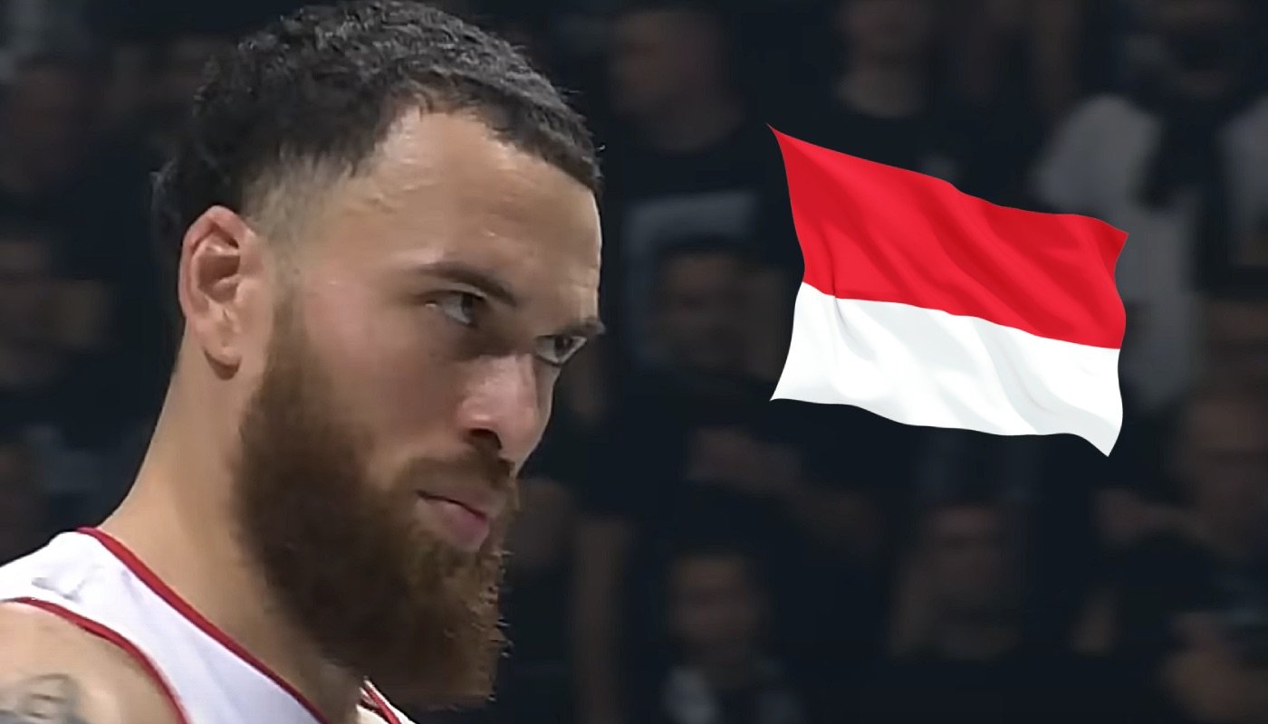 La star de Betclic ÉLITE et de l'EuroLeague Mike James, ici accompagné du drapeau de Monaco