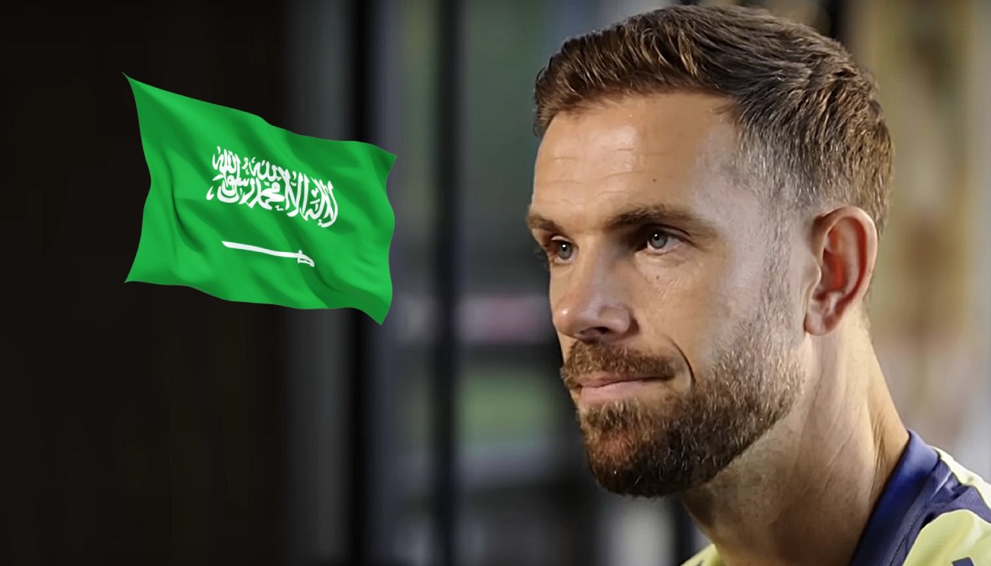 Le footballeur anglais Jordan Henderson, ici accompagné du drapeau de l'Arabie saoudite