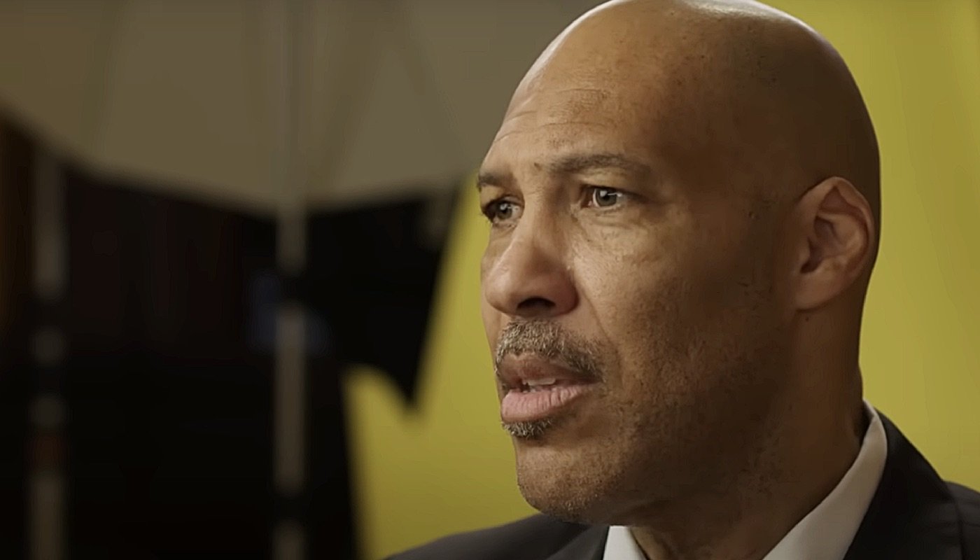 Le père de la fratrie NBA des Ball, LaVar